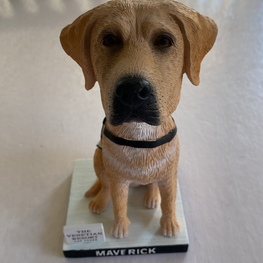 Vegas Golden Knights Maverick Bobblehead Tan Dog Figurine.